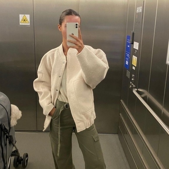 Zara Oversized Bomber NWOT in Cream XS/S - Picture 3 of 10